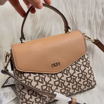 DKNY Original small size cross bag