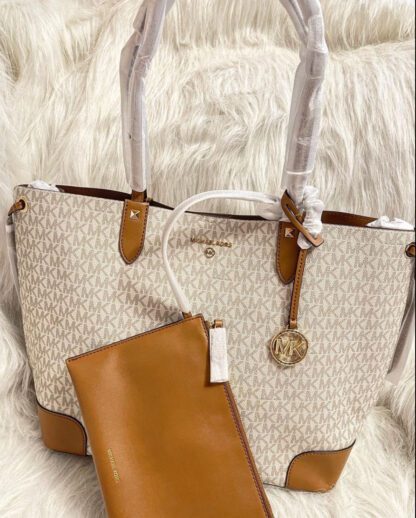 Michael kors shoulder bag