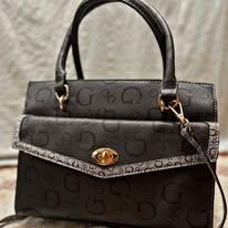 GUESS ORIGINAL MEDIUM BAG